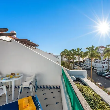 4008 Great Location In Las Americas, Sea Front! דירה